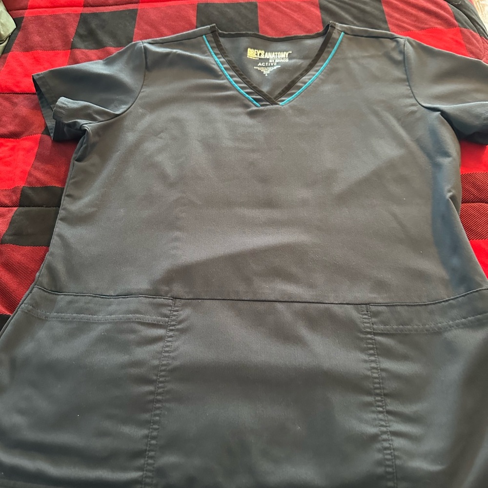 Women's Grey's Anatomy Active Scrub Top